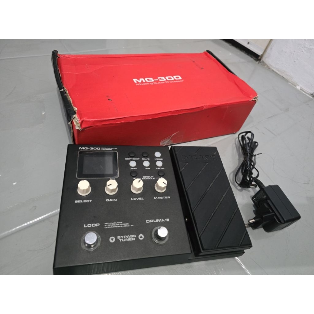 NUX MG300