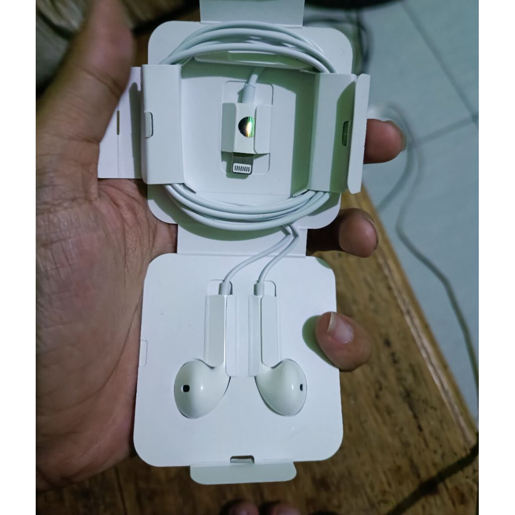 EARPHONE APPLE IBOX BAWAAN IP 11