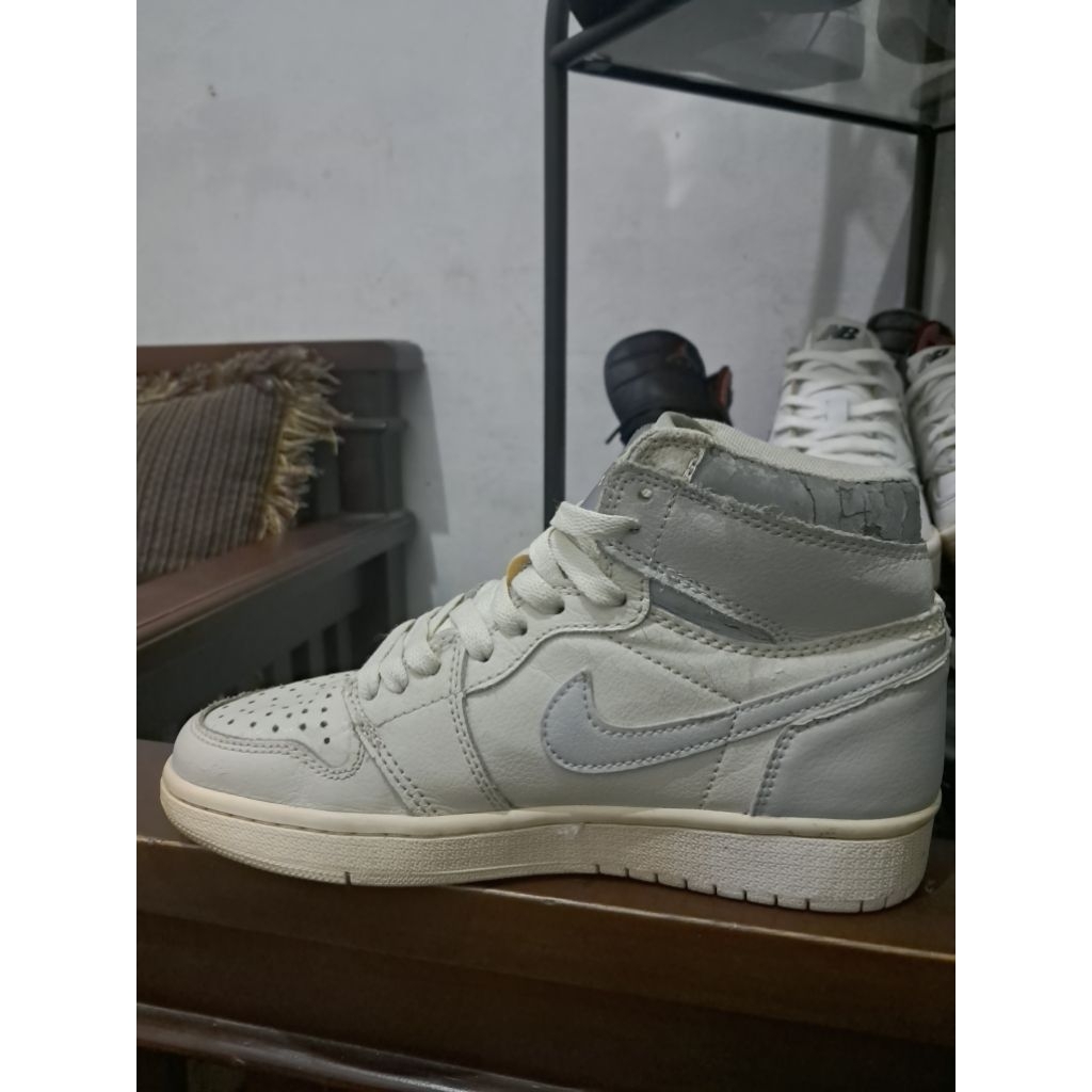 Sepatu Nike Jordan Ori Putih Size 36 Second Layak Pakai