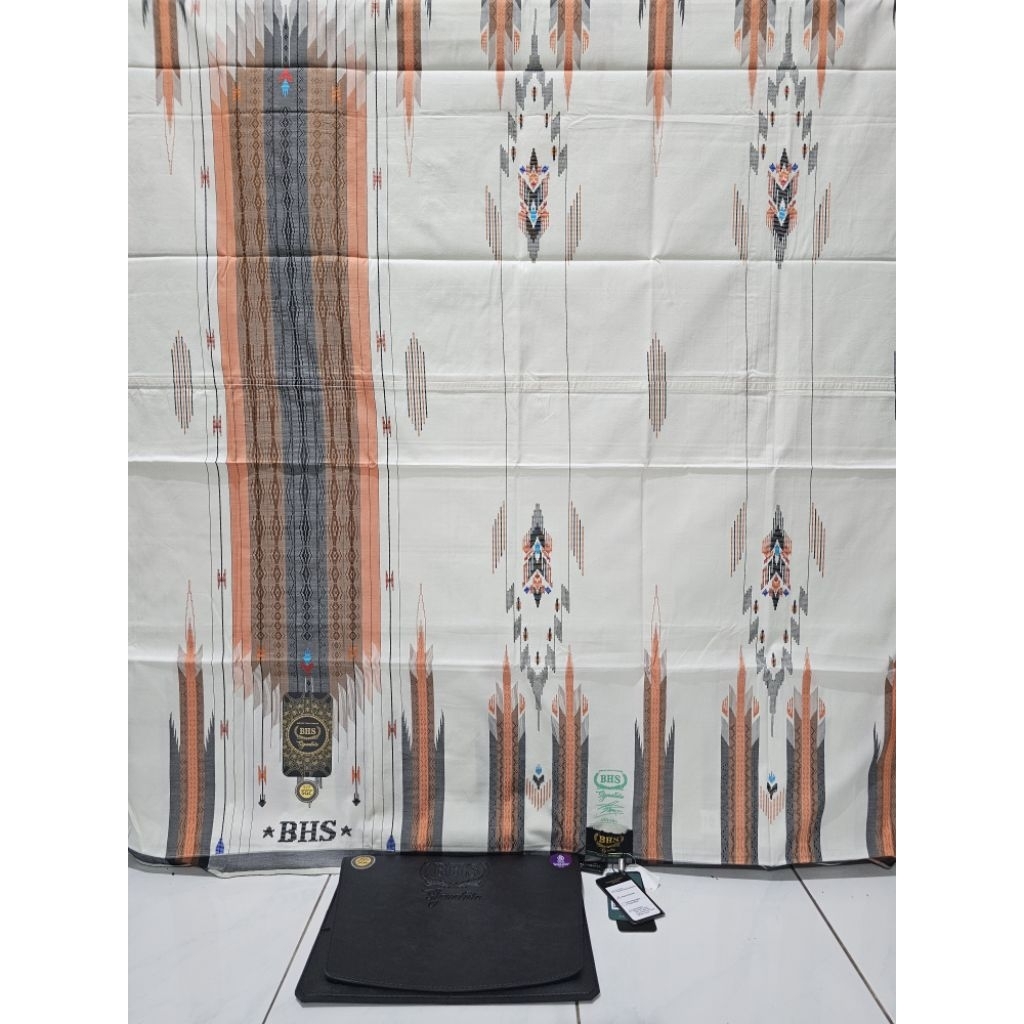 SARUNG BHS SIGNATURE SGC, SIN GOLD