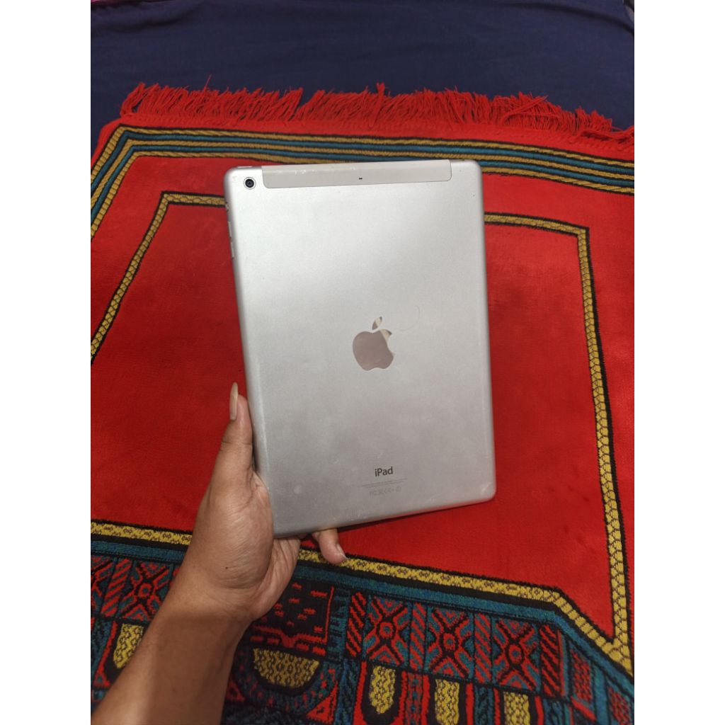 ipad air 1 32gb 4G sim ori 9.7in resmi layar lega lcd ori tablet bekas