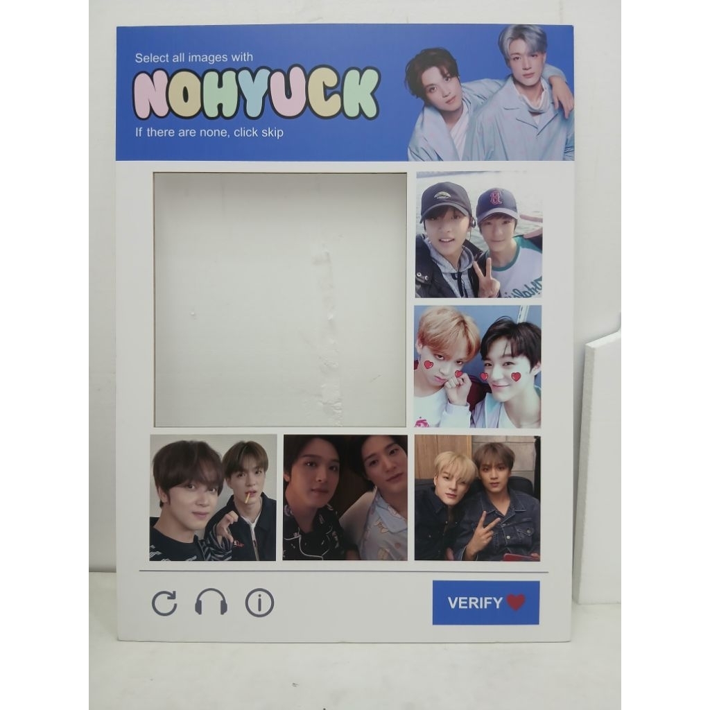 CUSTOM STANDING PHOTOBOOTH / BACKDROP CUSTOM / KPOP / ARTIS / STANDEE / ANIME / PHOTO BOOTH IMPRABOA
