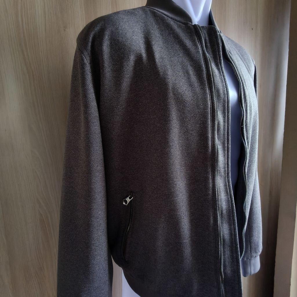 Preloved Jaket Bomber Zara XL