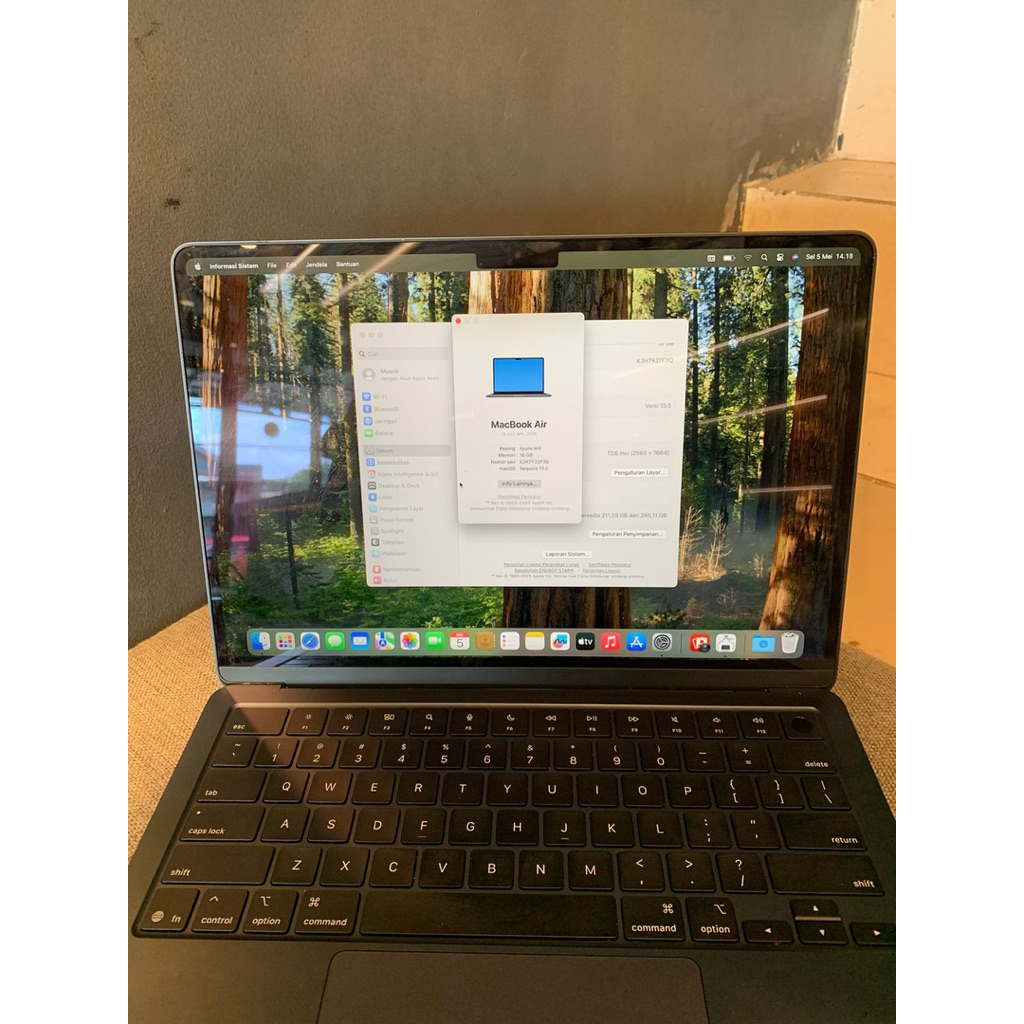 Macbook Air 14inch M4 2025 16/256 Second iBox Garansi 04/2027