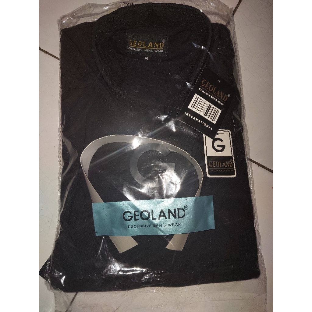 kemeja hitam geoland baru