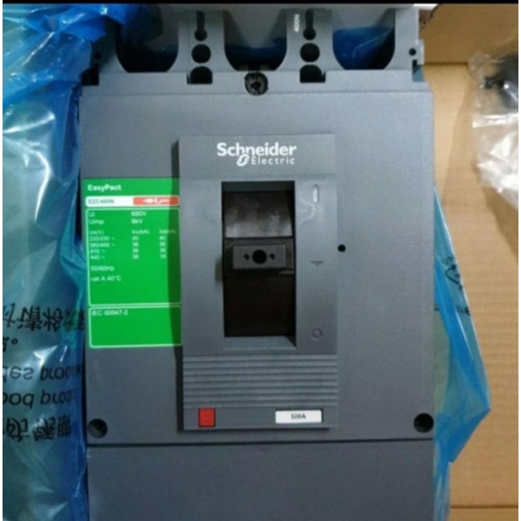 MCCB EZC 3P 320A , 350A , 400A SCHNEIDER NEW