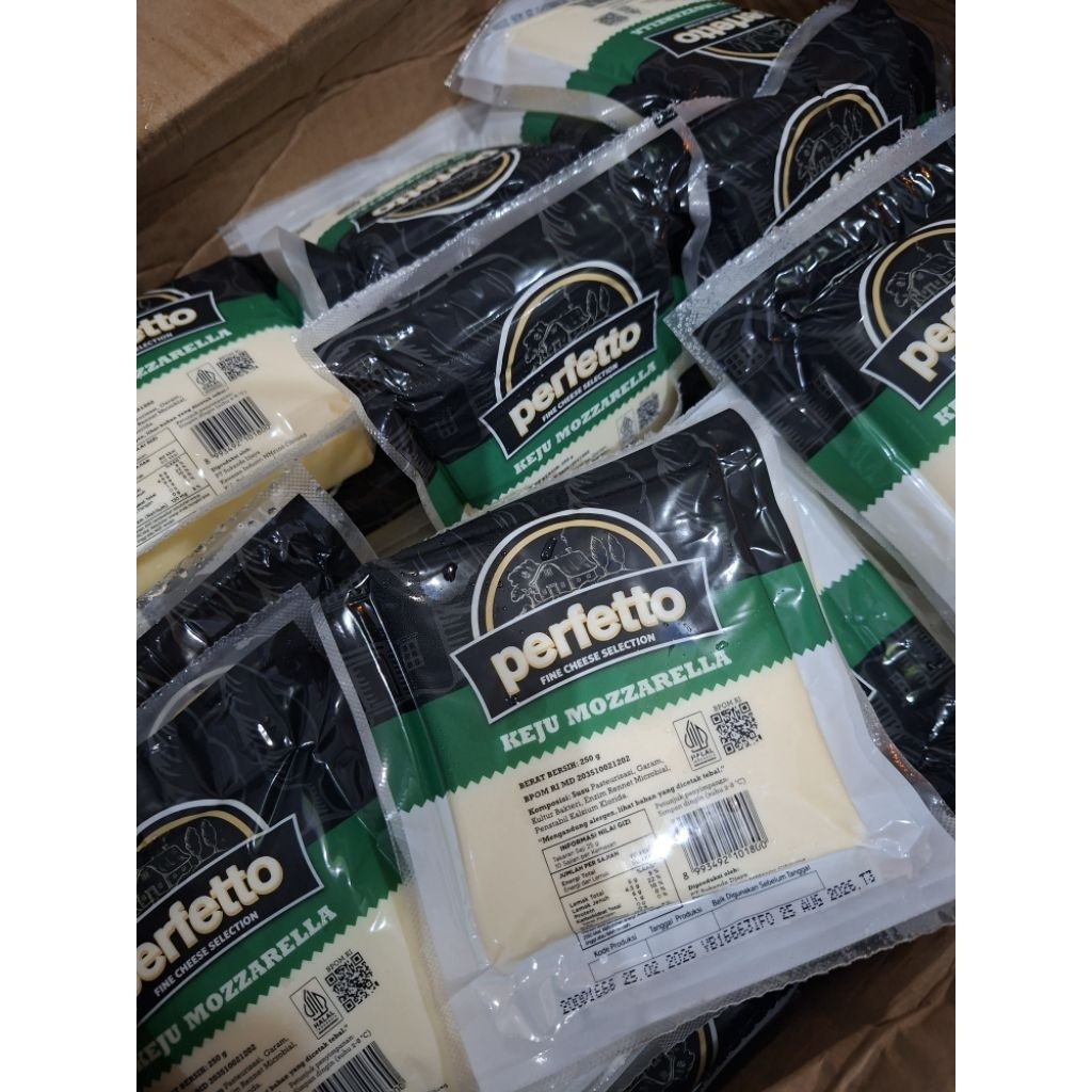keju mozarella perfetto 250gr ASLI