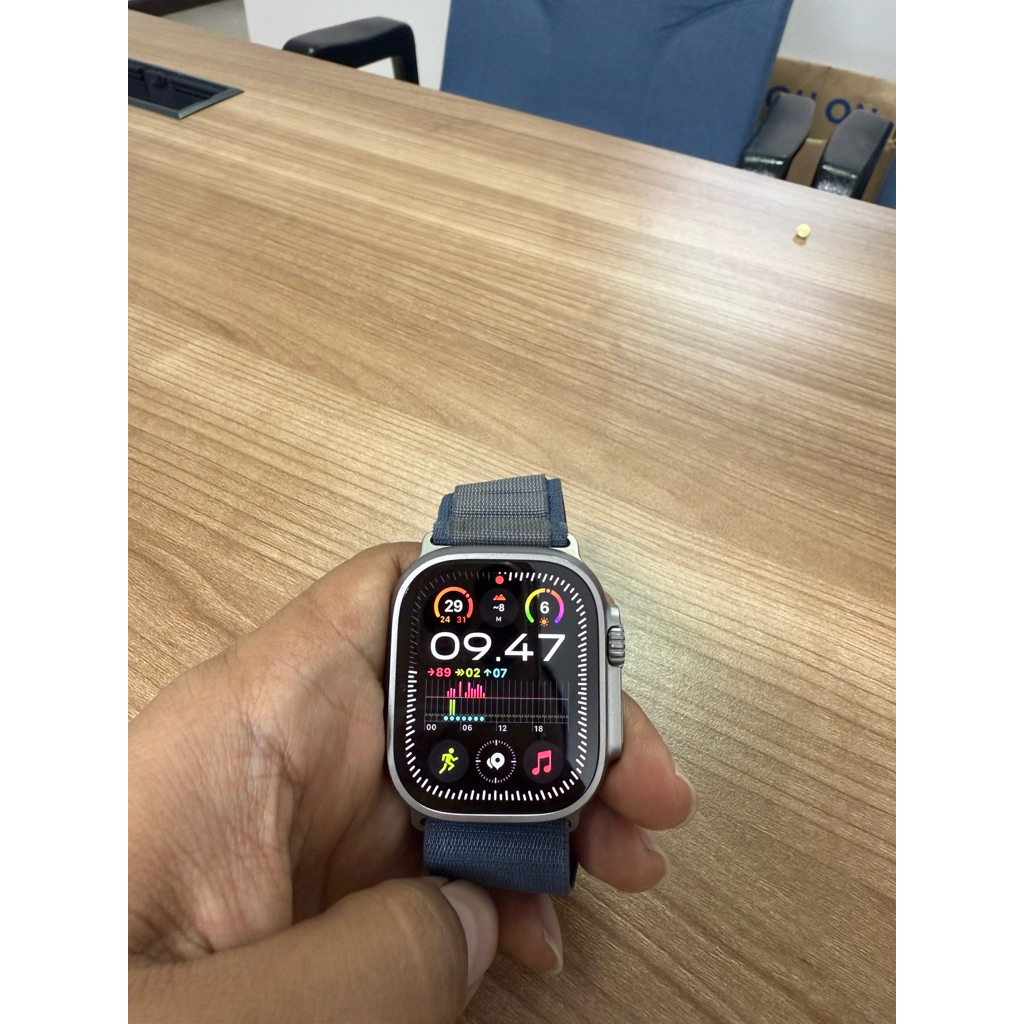 Apple Watch Ultra 2 Ibox second