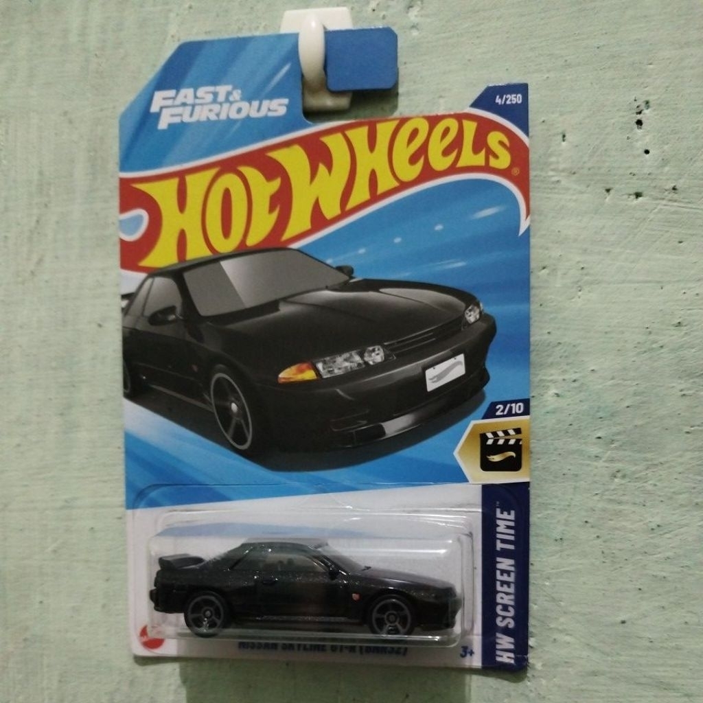 HOTWHEELS R32