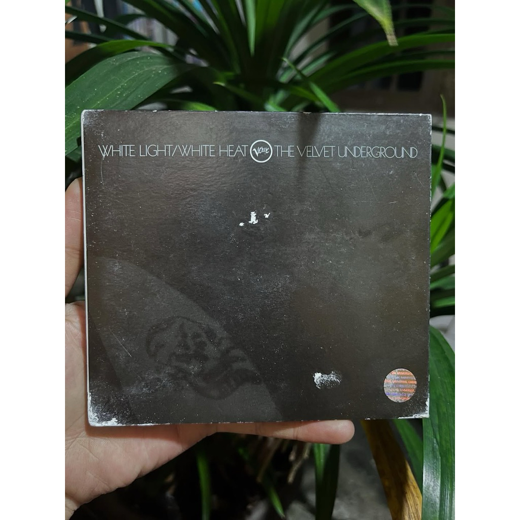 Kaset CD “ The Velvet Underground - white light/white heat” Rilisan Fisik
