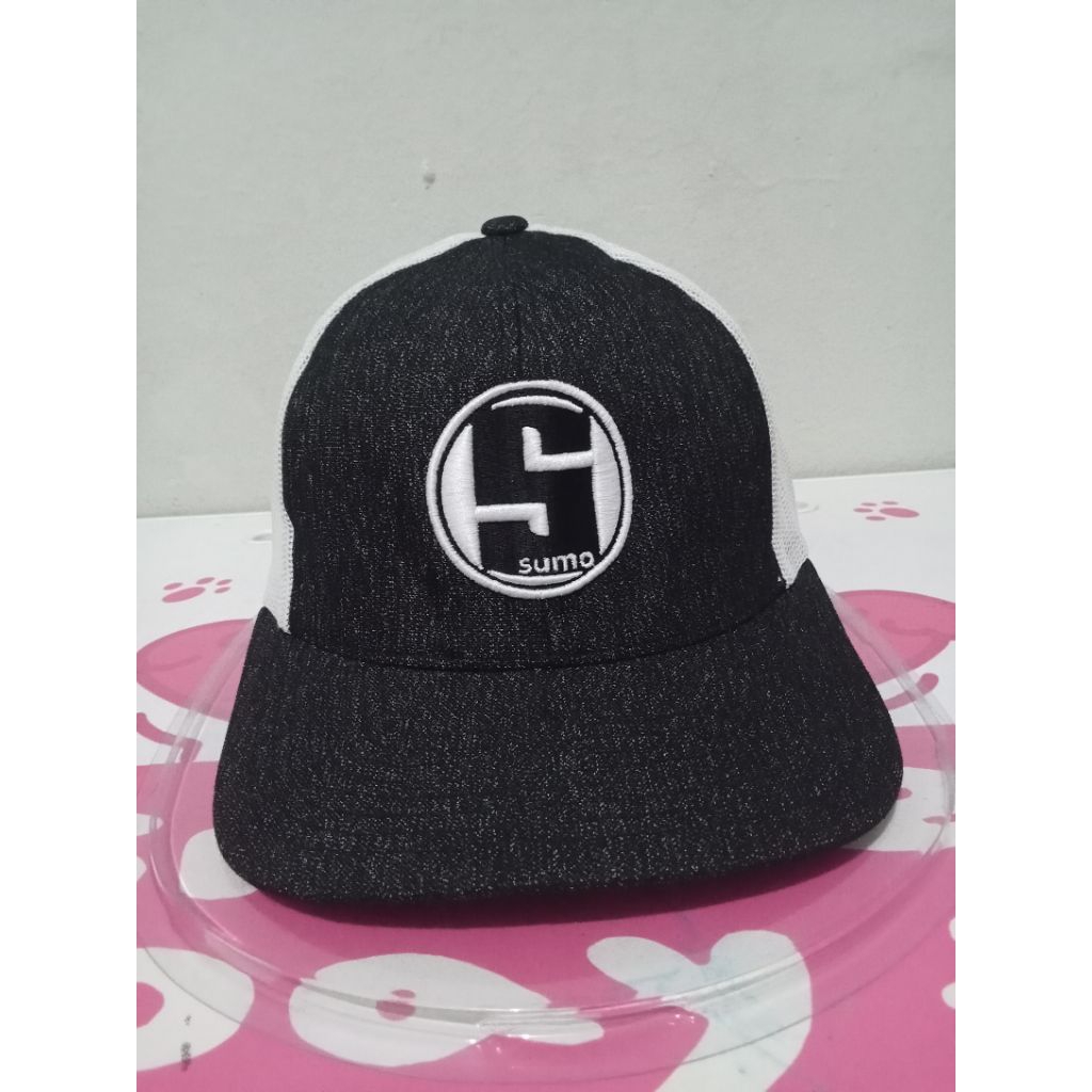 topi trucker logo S