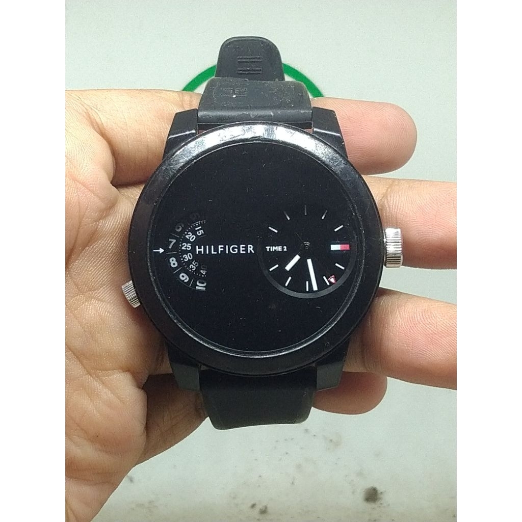 tommy hilfiger dual time original (RARE ITEM) not $eiko tank military diver