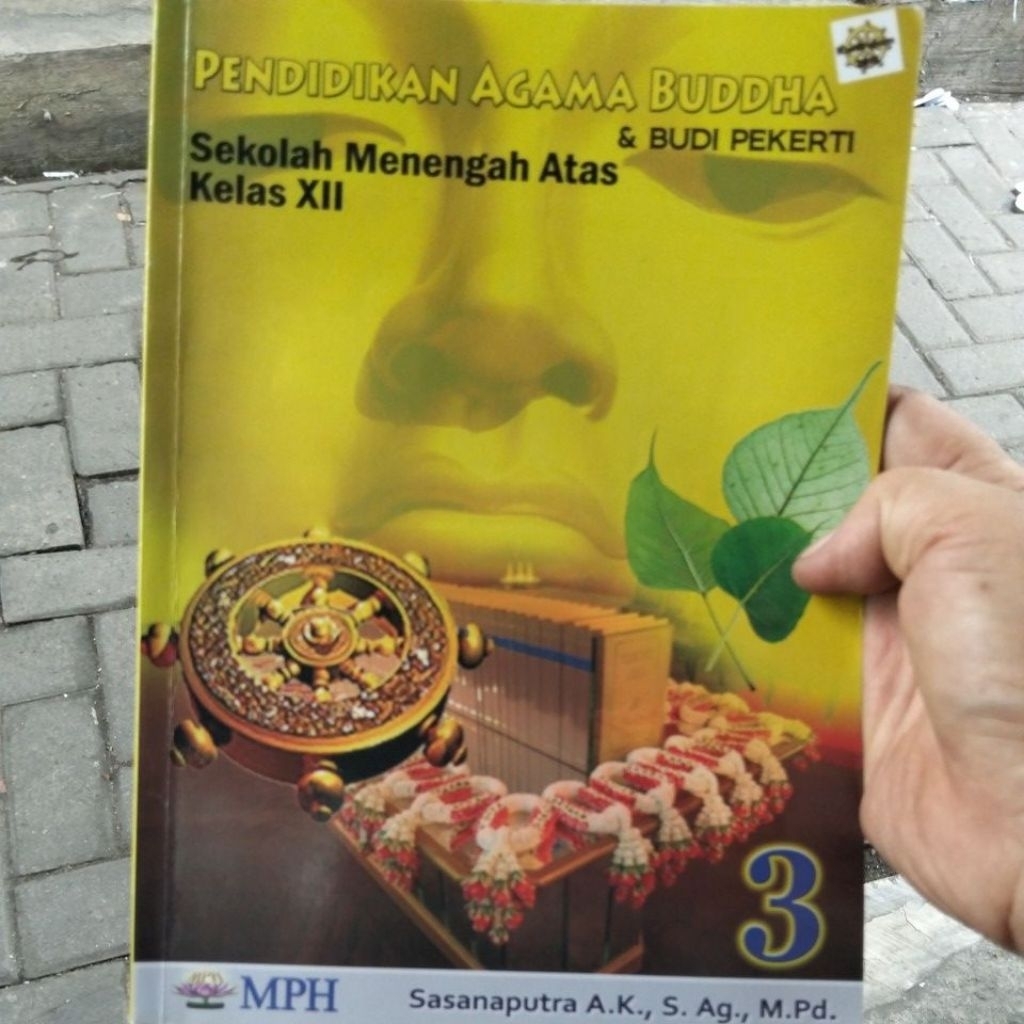 buku pendidikan agama Buddha untuk SMA kelas 3