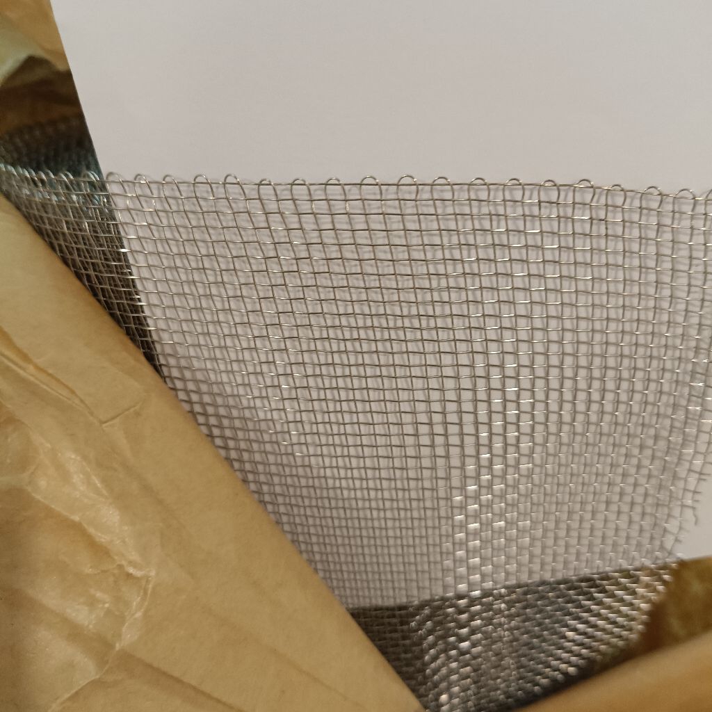 Wiremesh 10 Kawat Jaring / Saring Stainless 1 Roll (30meter)