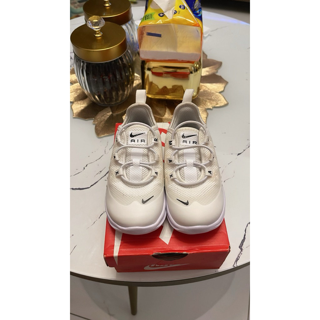 Nike Air Max Axis Kids