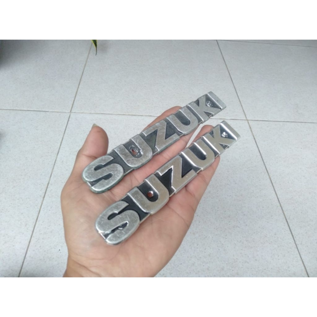 Emblem Tangki Suzuki A100 A3 A5 A6 A7 A8 Original