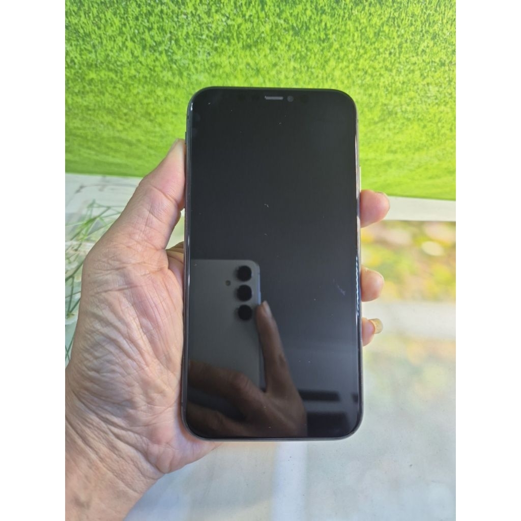 Iphone 11 64Gb Inter Batangan Ada Minus cek Deskripsi