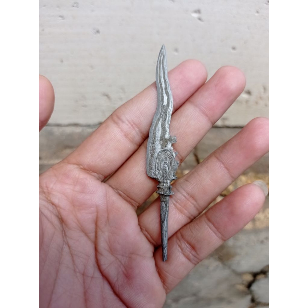 Kesenian Ageman keris asli buatan pande madura