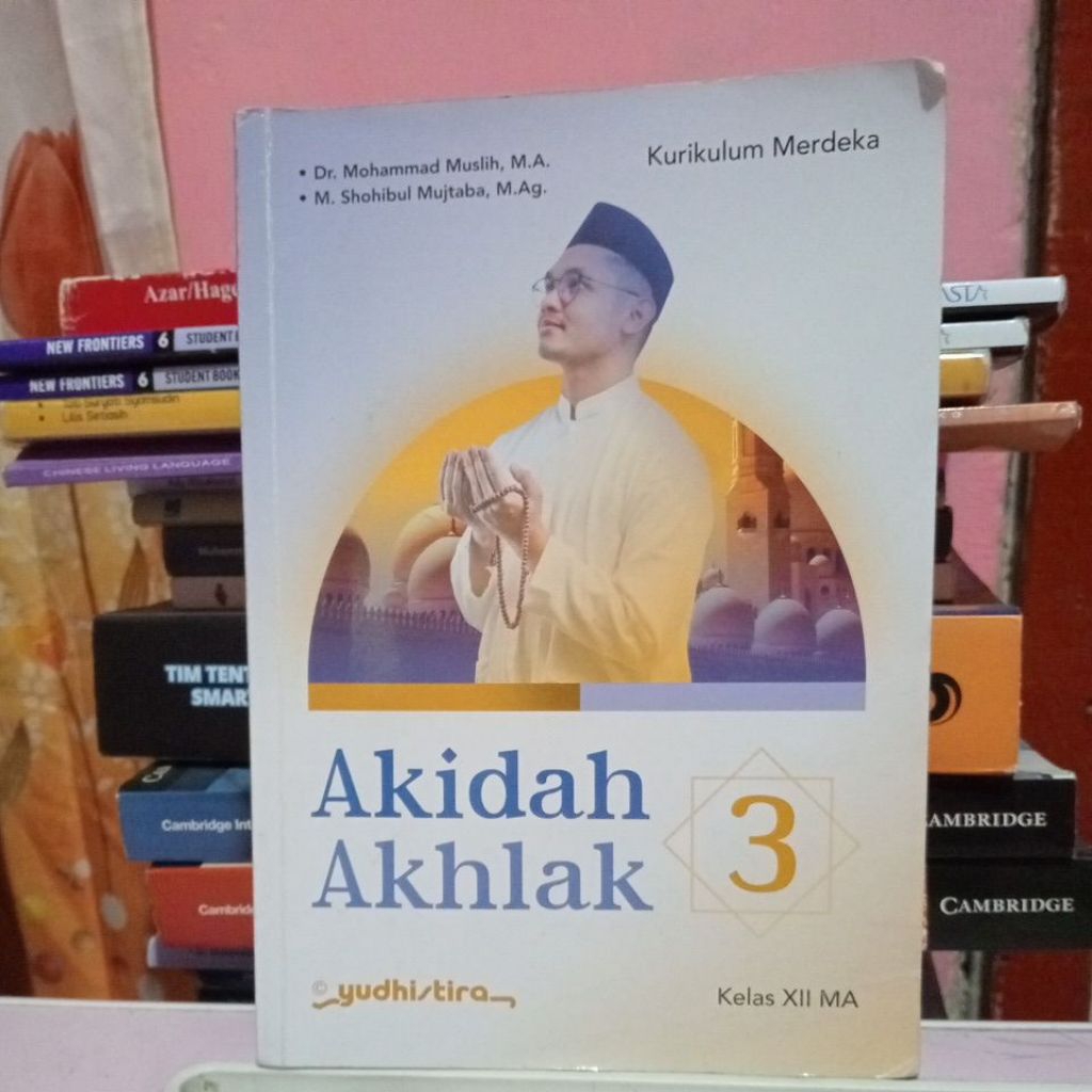 buku aqidah akhlak Yudistira kelas 3 SMA