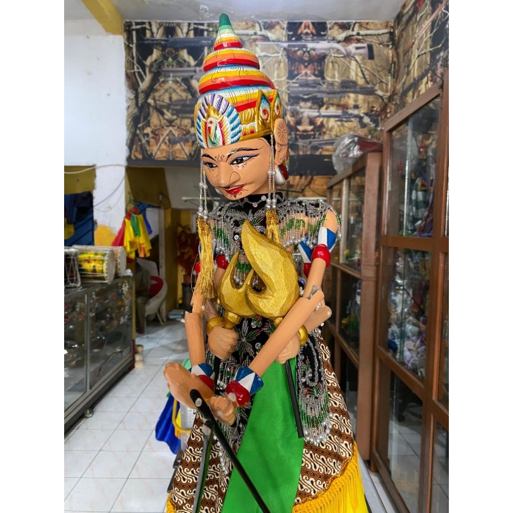 Wayang Golek Batara Guru Standar Dalang Pentas