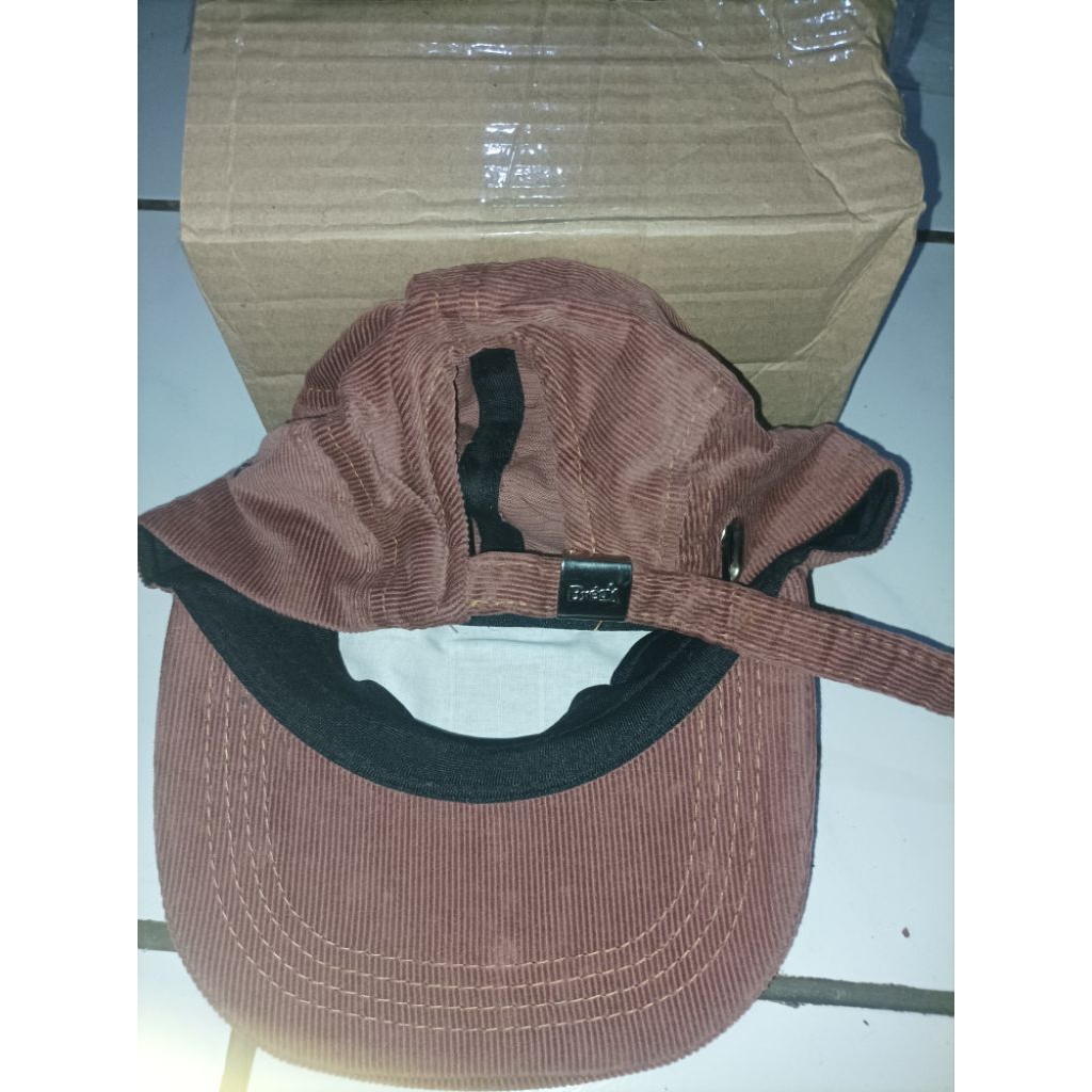 Topi Carhatt