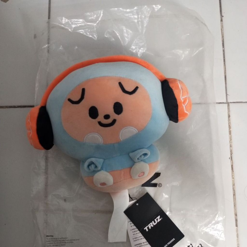 truz matetsu sitting doll