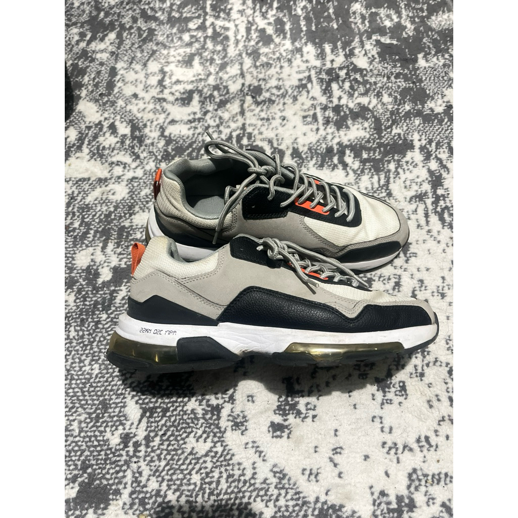 sepatu Pull&bear
