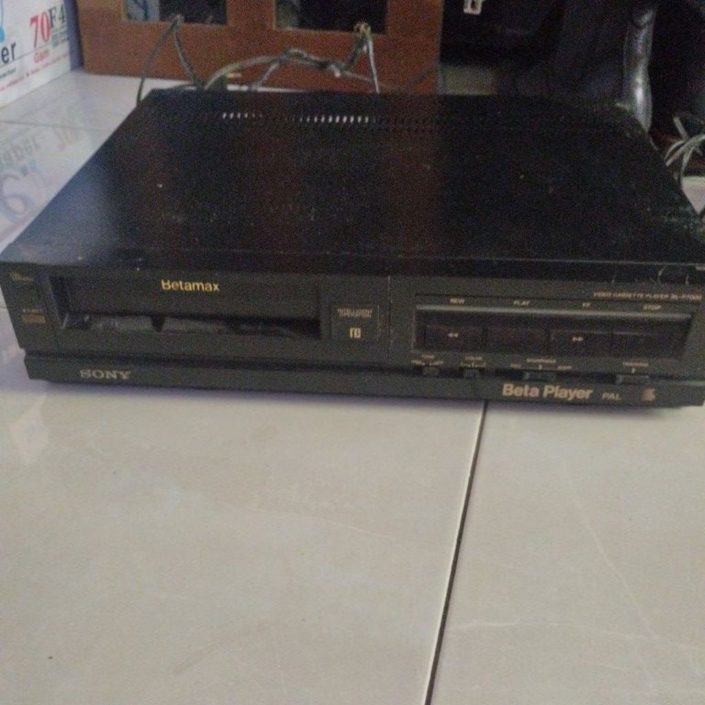 Video Player Betamax Sony BL-P7000 plus rewinder Kinyo