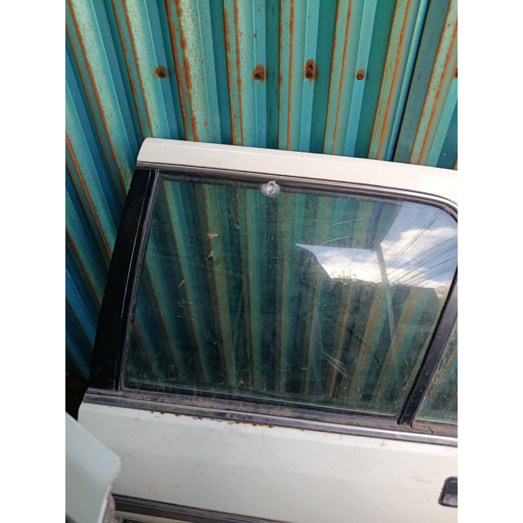 kaca pintu Accord prestige 86-87