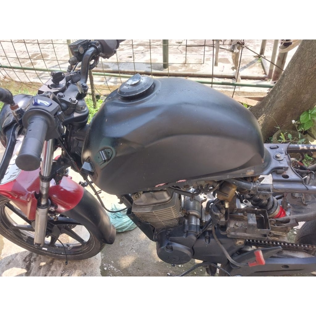 tangki megapro mono