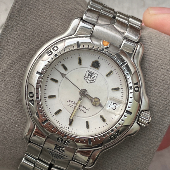 TAG Heuer Professional 6000 Quartz – Second Original
