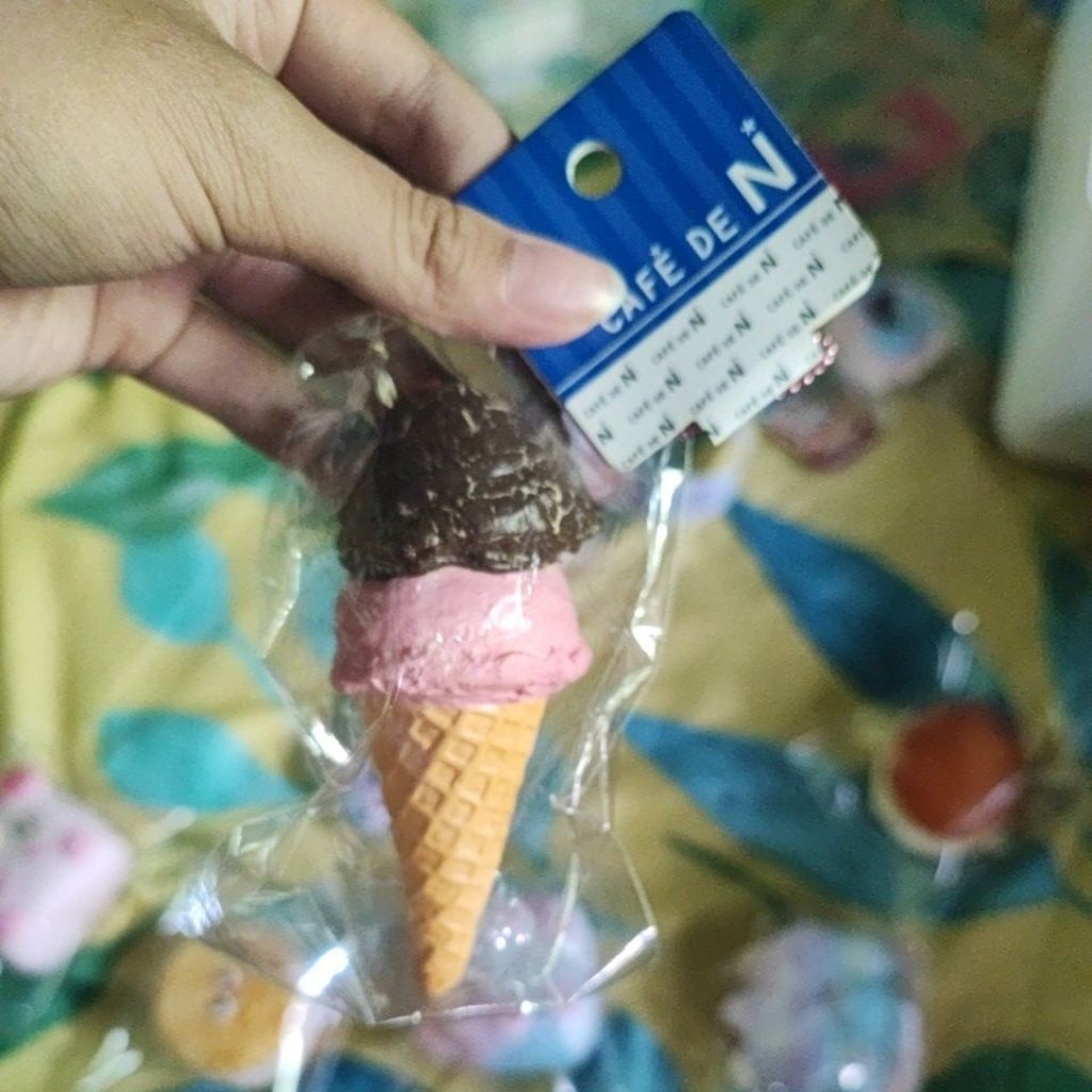 squishy cdn ice cream