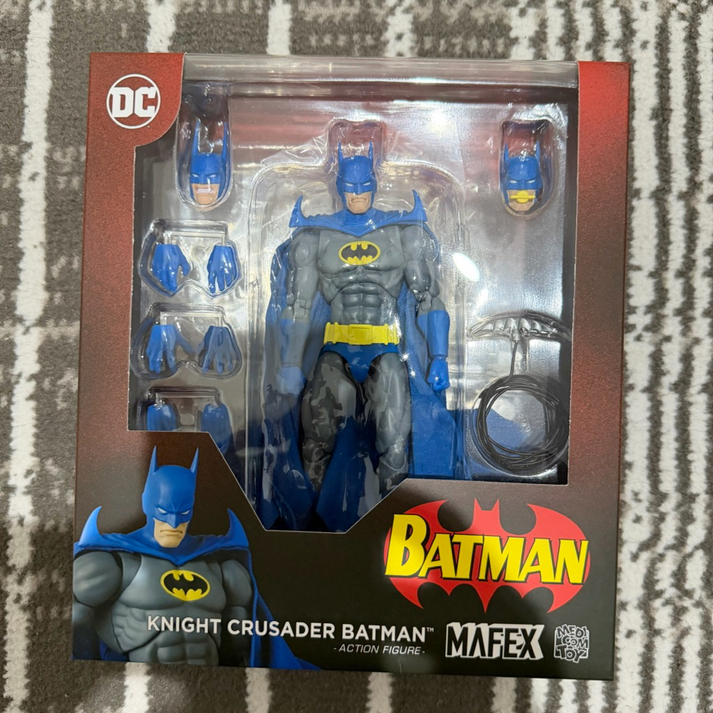 Mafex 215 Batman Knight Crusader
