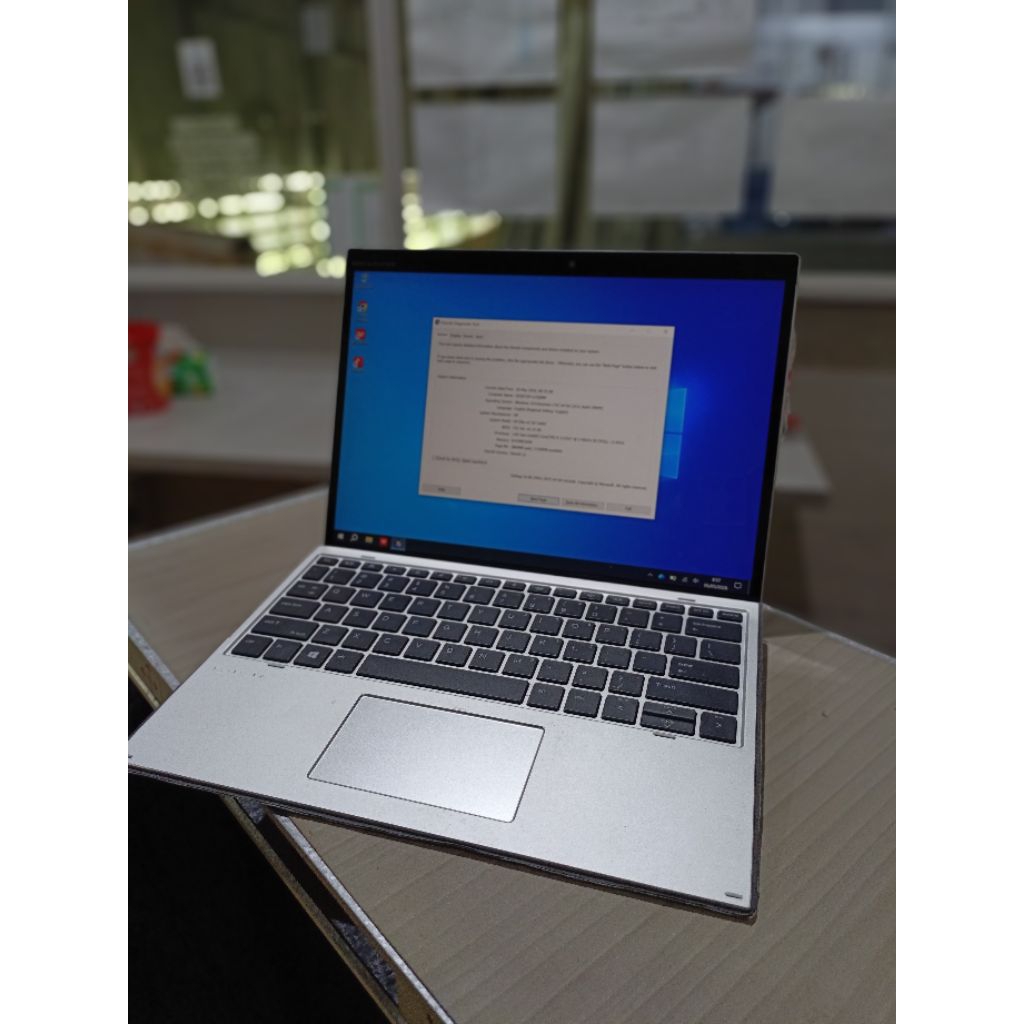 HP ELITE X2 G8. i5 gen11 8/256