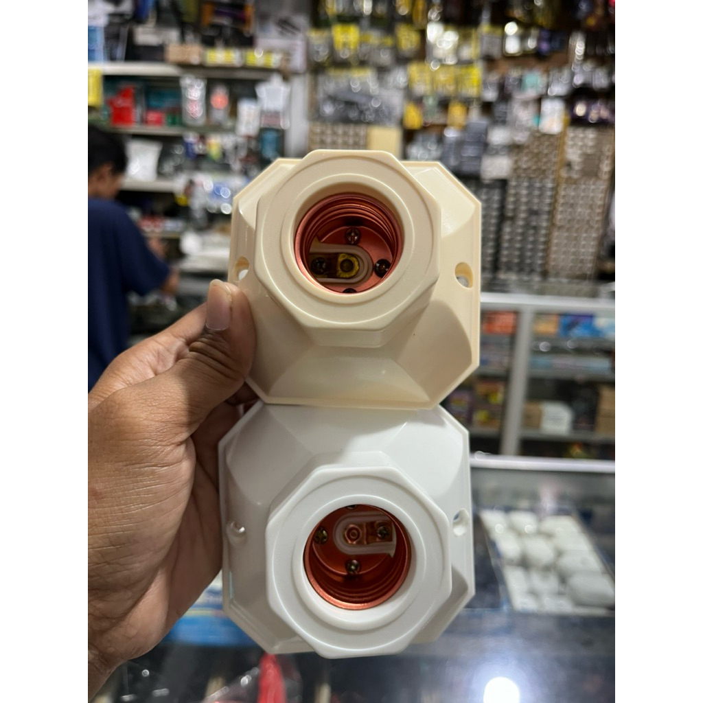 SHUKAKU FITTING LAMPU PLAFON E27 16A - 250V SKU-227