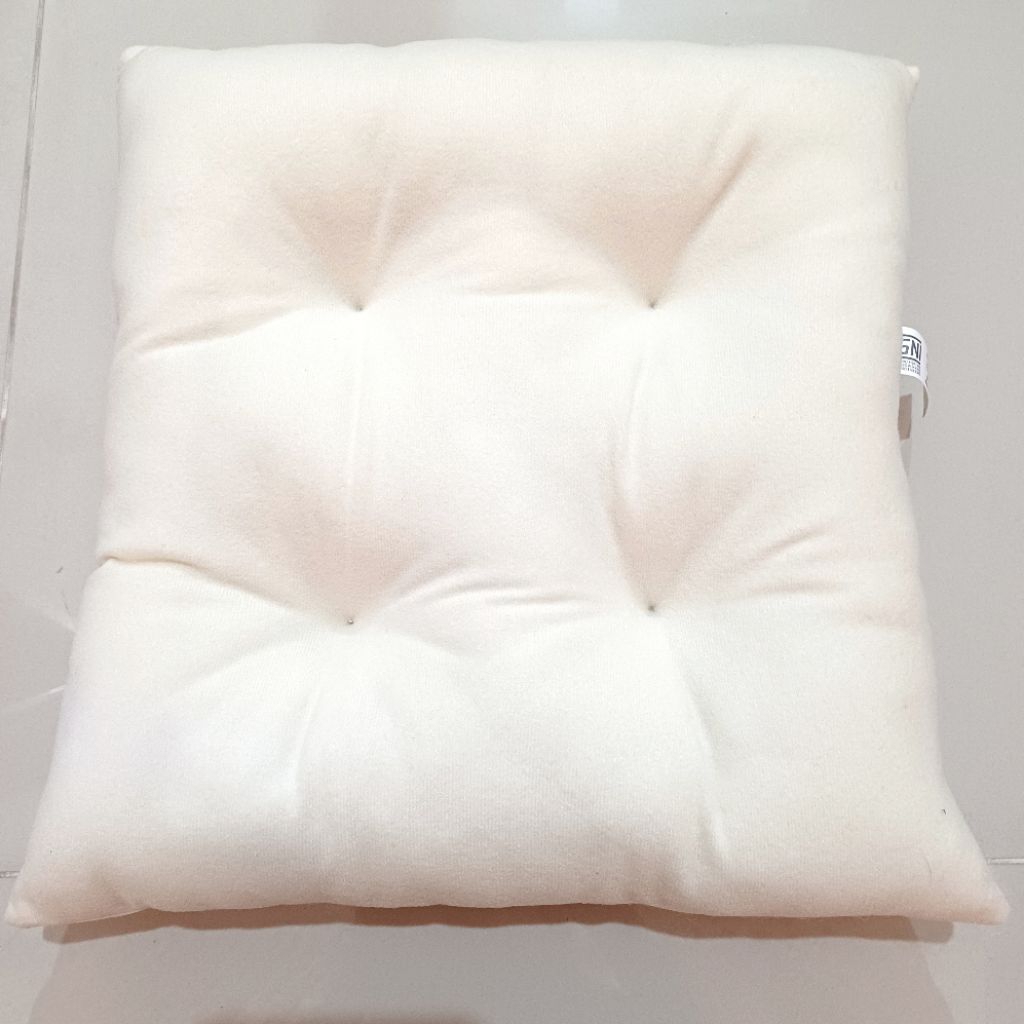 Bantal putih Duduk Sofa Tebal Alas Bantal Mobil / Cafe lesehan