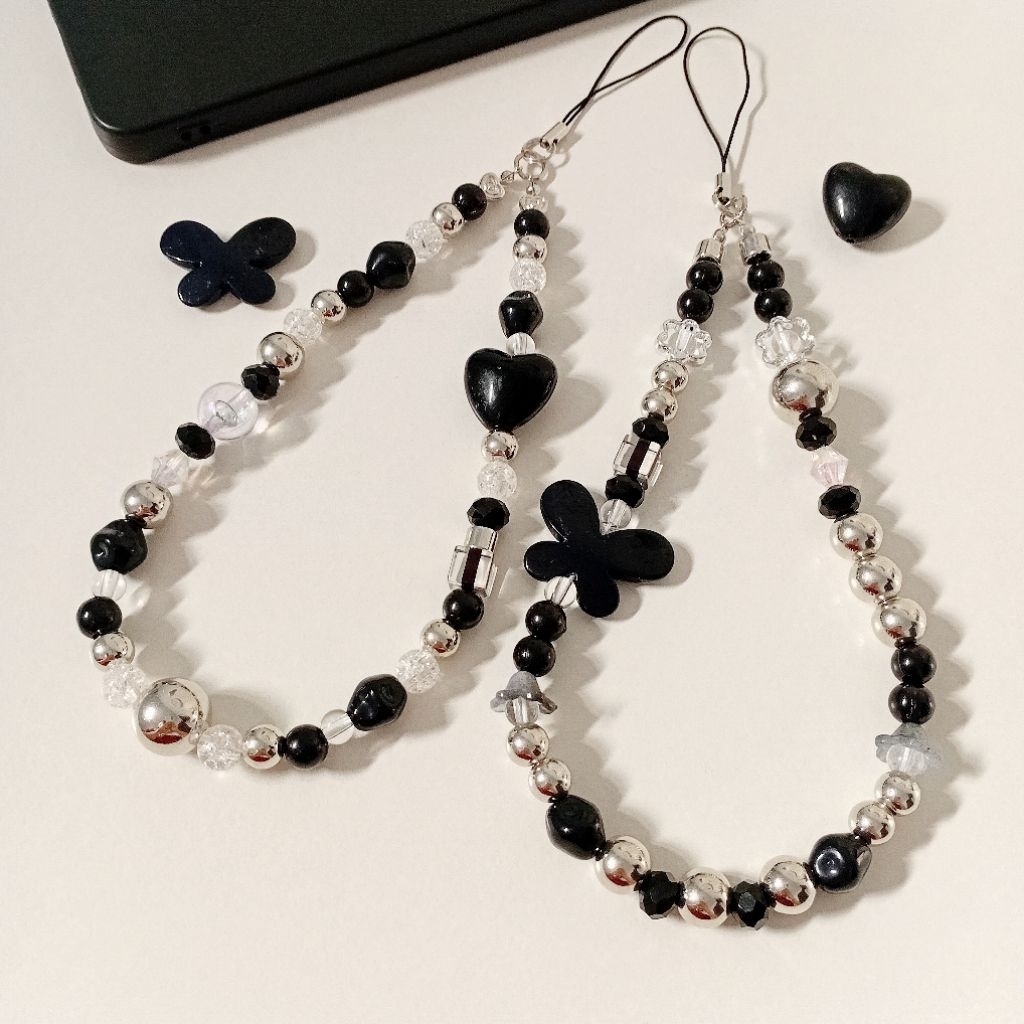 Silver Black Beads Phone Strap/Tali Gantungan HP Manik-Manik Hitam Silver Y2K Love Kupu-Kupu
