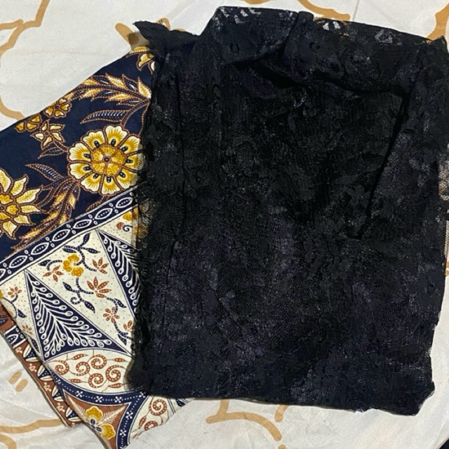 one set kebaya+rok