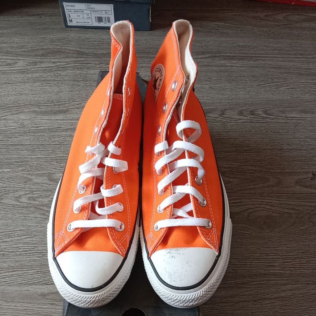 Sepatu C0N A00784C
