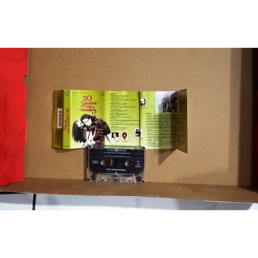 20 GREATEST HITS MEMORY - Kaset