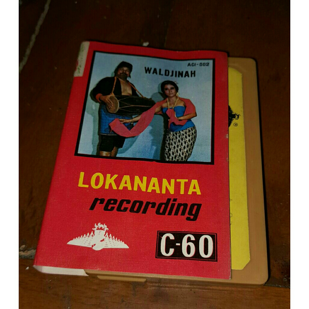 kaset pita Lokananta Waljinah