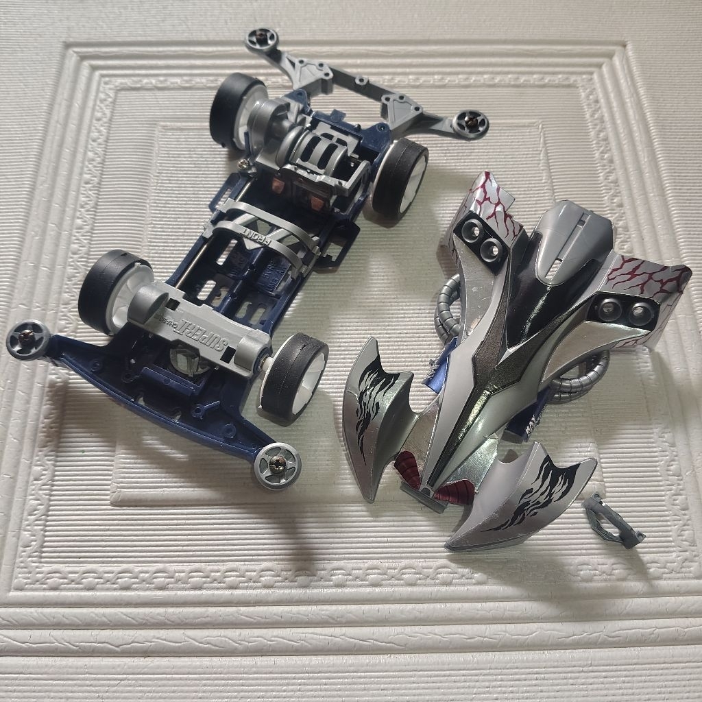 RAY STINGER / KIT SUPER 2 / TAMIYA ORIGINAL