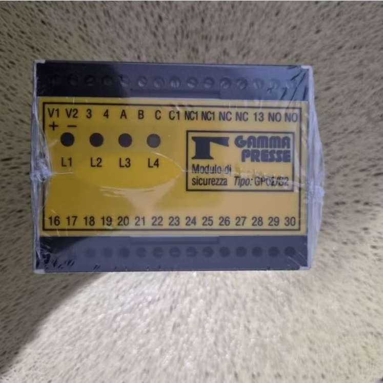 SAFETY RELAY GAMMA PRESSE GP02/S2 24VDC