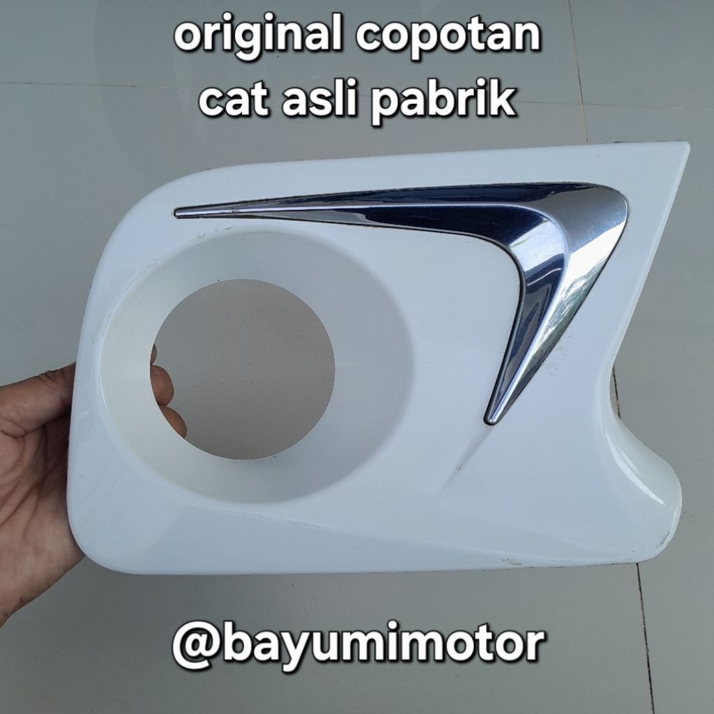 ORIGINAL cover foglamp lampu kabut AVANZA XENIA 2012-2015 KANAN