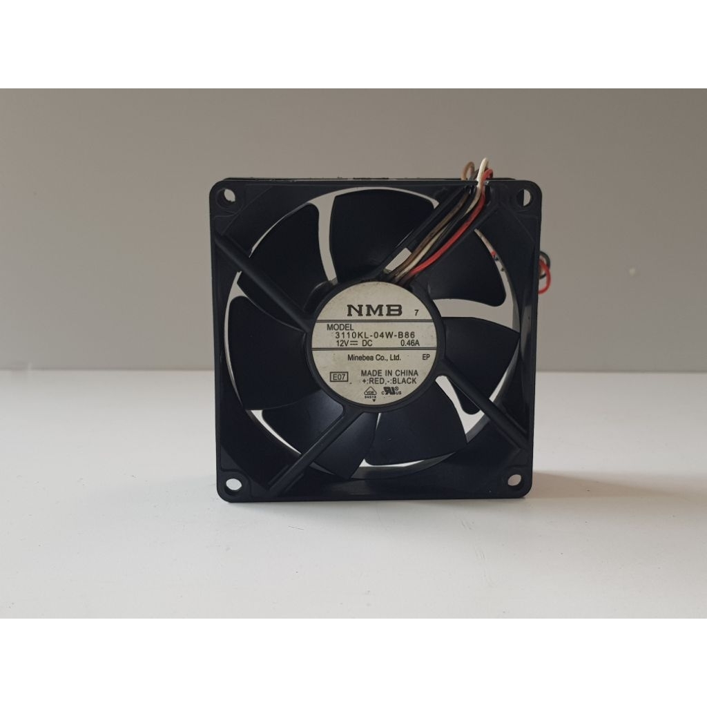 Fan kipas NMB DC 12V-0,46A 8x8cm 4pin