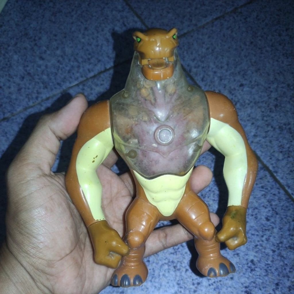 Humongosaur Ben10 Figure Ben 10 Alien Force DNA Alien Heroes