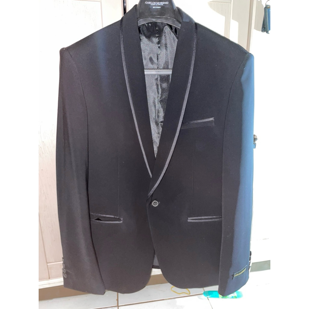 Jas Pria Slim Fit Carlos Moreno