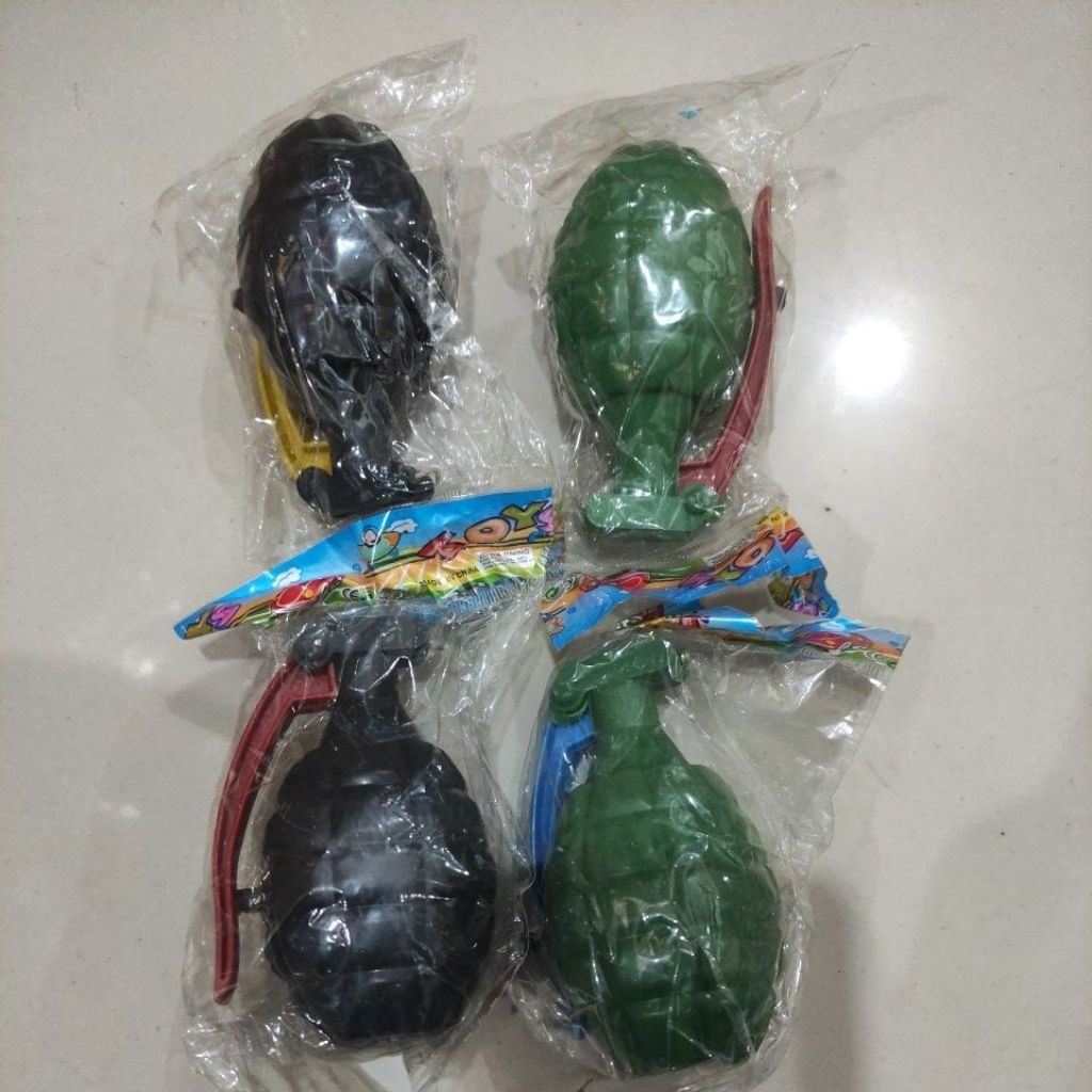 10pcs mainan kejut bentuk tabung(setrum)