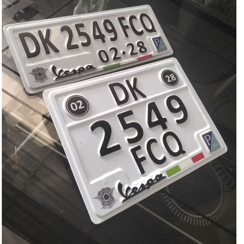 plat nomor putih vespa matic