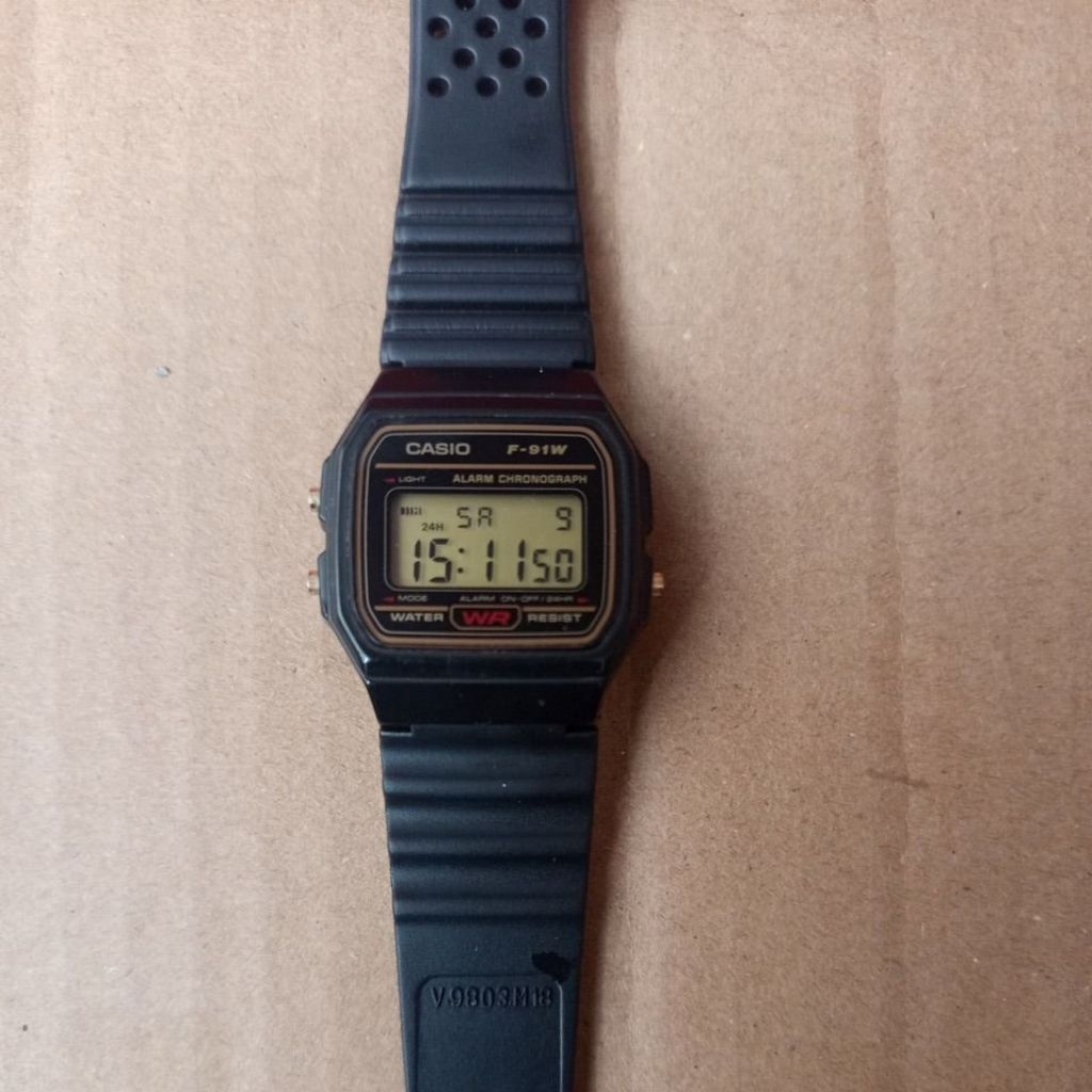 jam cas** f-91w digital unisex original bekas